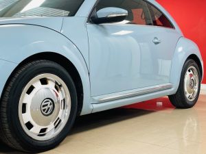 VOLKSWAGEN BEETLE DESIGN TSI - 7228 - 23