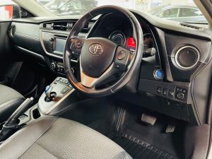 TOYOTA AURIS VVT-I EXCEL - 7196 - 7