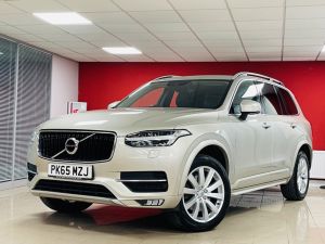 VOLVO XC90 D5 MOMENTUM AWD - 7167 - 4