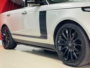 LAND ROVER RANGE ROVER SDV8 VOGUE SE - 7159 - 33