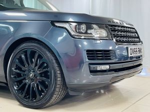 LAND ROVER RANGE ROVER SDV8 AUTOBIOGRAPHY - 7151 - 35