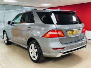 MERCEDES M-CLASS ML350 BLUETEC AMG SPORT - 7222 - 39