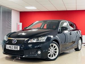 LEXUS CT 200H SE-L PREMIER - 7268 - 1