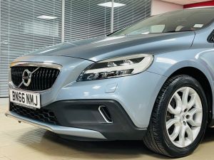 VOLVO V40 T3 CROSS COUNTRY PRO - 7248 - 31