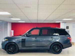 LAND ROVER RANGE ROVER SDV8 AUTOBIOGRAPHY - 7151 - 43