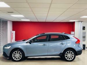 VOLVO V40 T3 CROSS COUNTRY PRO - 7248 - 29