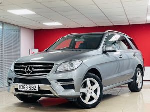 MERCEDES M-CLASS ML350 BLUETEC AMG SPORT - 7222 - 1