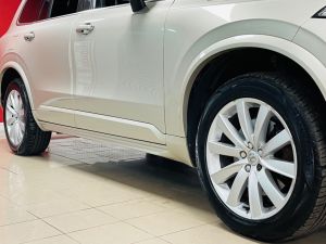 VOLVO XC90 D5 MOMENTUM AWD - 7167 - 34