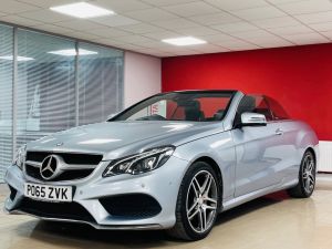 MERCEDES E-CLASS E200 AMG LINE PREMIUM - 7011 - 28