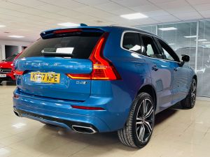 VOLVO XC60 D4 R-DESIGN PRO AWD - 7150 - 44