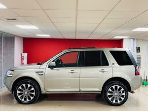 LAND ROVER FREELANDER SD4 HSE LUXURY - 7230 - 45