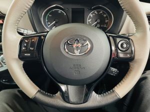 TOYOTA YARIS VVT-I BI-TONE - 7133 - 21