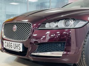 JAGUAR XF PORTFOLIO - 7142 - 40