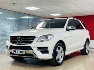 MERCEDES M-CLASS ML250 BLUETEC AMG SPORT - 7227 - 32