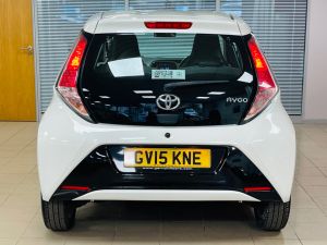 TOYOTA AYGO VVT-I X-PRESSION X-SHIFT - 7207 - 32