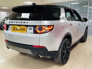 LAND ROVER DISCOVERY SPORT TD4 HSE - 7252 - 39