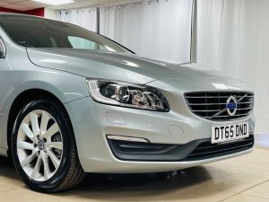 VOLVO V60 D2 SE LUX NAV - 7243 - 34