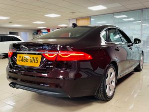 JAGUAR XF PORTFOLIO - 7142 - 39