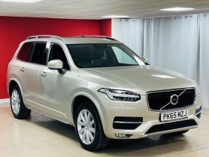 VOLVO XC90 D5 MOMENTUM AWD - 7167 - 32