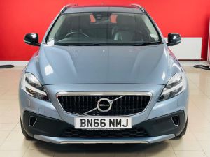 VOLVO V40 T3 CROSS COUNTRY PRO - 7248 - 37