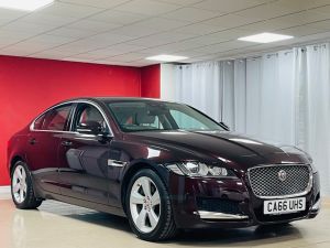 JAGUAR XF PORTFOLIO - 7142 - 29