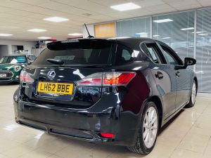 LEXUS CT 200H SE-L PREMIER - 7268 - 33