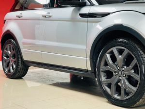 LAND ROVER RANGE ROVER EVOQUE TD4 AUTOBIOGRAPHY - 7223 - 39