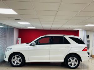 MERCEDES M-CLASS ML250 BLUETEC AMG SPORT - 7227 - 37