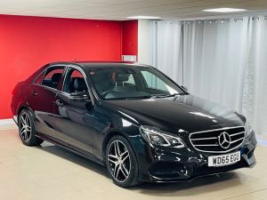 MERCEDES E-CLASS E220 BLUETEC AMG NIGHT EDITION - 7160 - 28