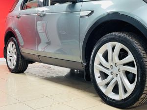 LAND ROVER DISCOVERY SPORT TD4 HSE LUXURY - 7342 - 32