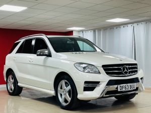 MERCEDES M-CLASS ML250 BLUETEC AMG SPORT - 7227 - 28