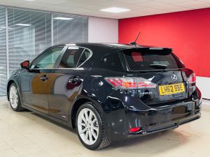 LEXUS CT 200H SE-L PREMIER - 7268 - 37