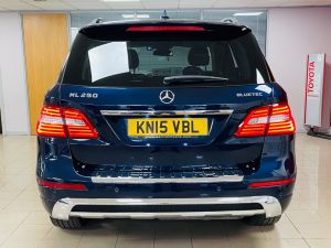 MERCEDES M-CLASS ML250 BLUETEC AMG LINE PREMIUM - 7119 - 39