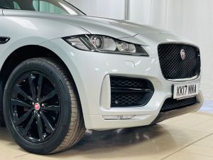 JAGUAR F-PACE R-SPORT AWD - 7106 - 34