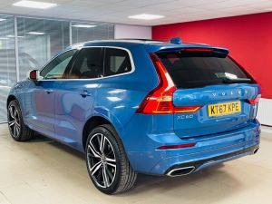 VOLVO XC60 D4 R-DESIGN PRO AWD - 7150 - 47