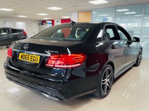 MERCEDES E-CLASS E220 BLUETEC AMG NIGHT EDITION - 7160 - 32