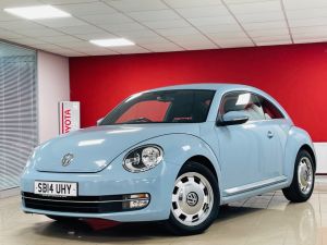 VOLKSWAGEN BEETLE DESIGN TSI - 7228 - 1