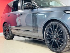 LAND ROVER RANGE ROVER SDV8 AUTOBIOGRAPHY - 7151 - 37