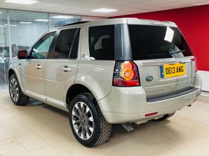 LAND ROVER FREELANDER SD4 HSE LUXURY - 7319 - 40